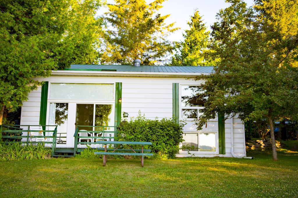 Elmhirst'S Resort Keene Buitenkant foto