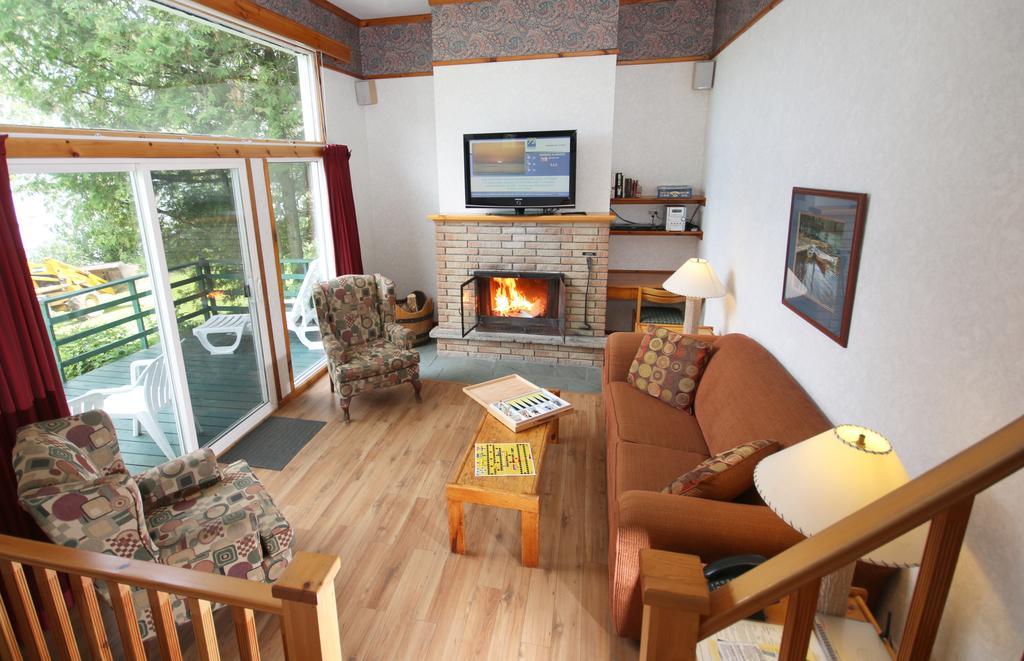 Elmhirst'S Resort Keene Buitenkant foto