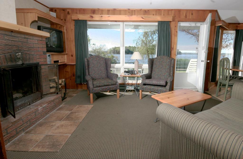 Elmhirst'S Resort Keene Buitenkant foto
