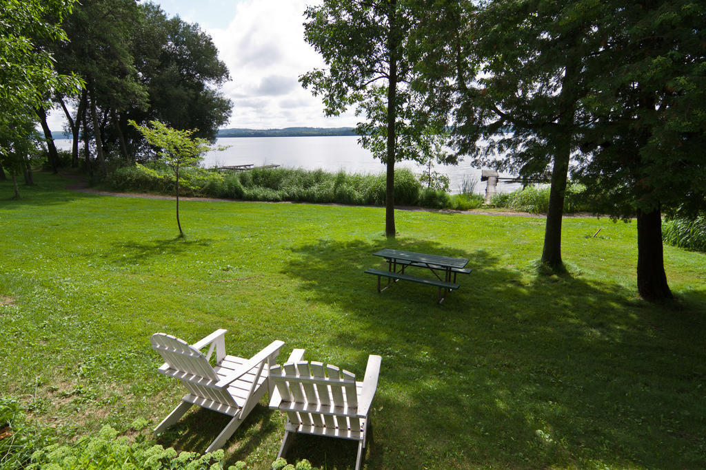 Elmhirst'S Resort Keene Buitenkant foto